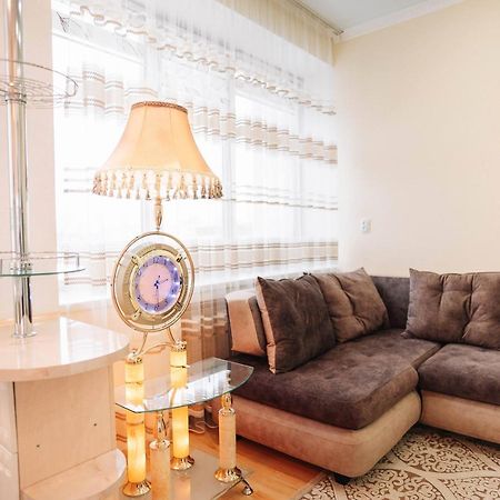 Апартаменты Люкс Рядом С Рекой Иртыш Pavlodar Exteriér fotografie