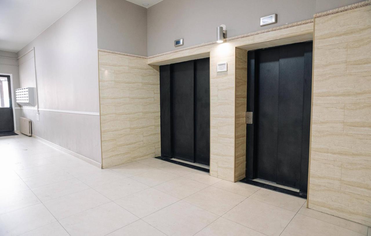 Апартаменты Люкс Рядом С Рекой Иртыш Pavlodar Exteriér fotografie
